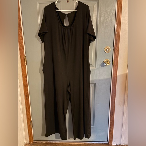 Temu Women’s Black Jumpsuit – Size 3X - Picture 1 of 1